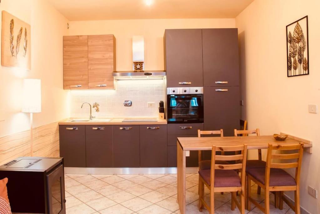 מונז'ובט Relax Home,Nel Cuore Della Valle D'Aosta מראה חיצוני תמונה